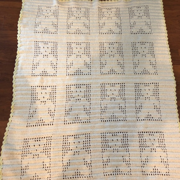 Hand-Knit baby bear blanket - Picture 1 of 3